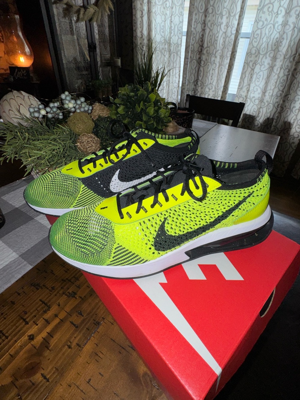 Nike Flyknit Men’s Running Sneakers - Neon Yellow/Green & Black